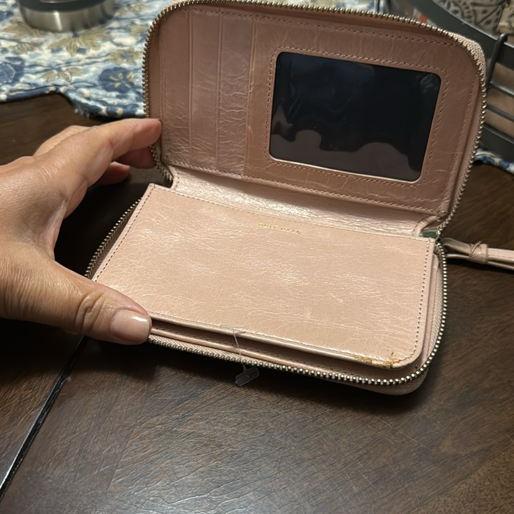 Cole haan wallet